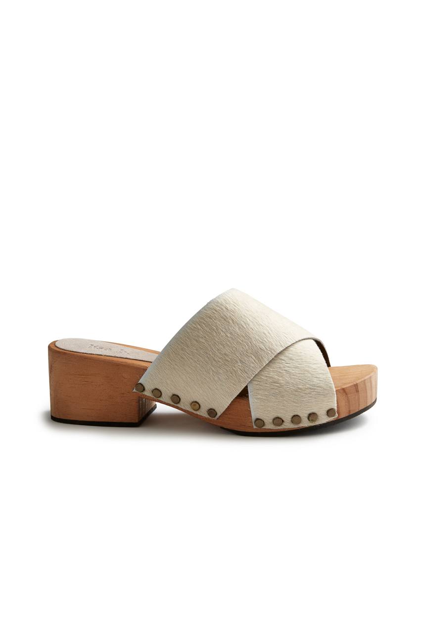 criss-cross slide clogs in créme cow hair Clogs lisa b. 